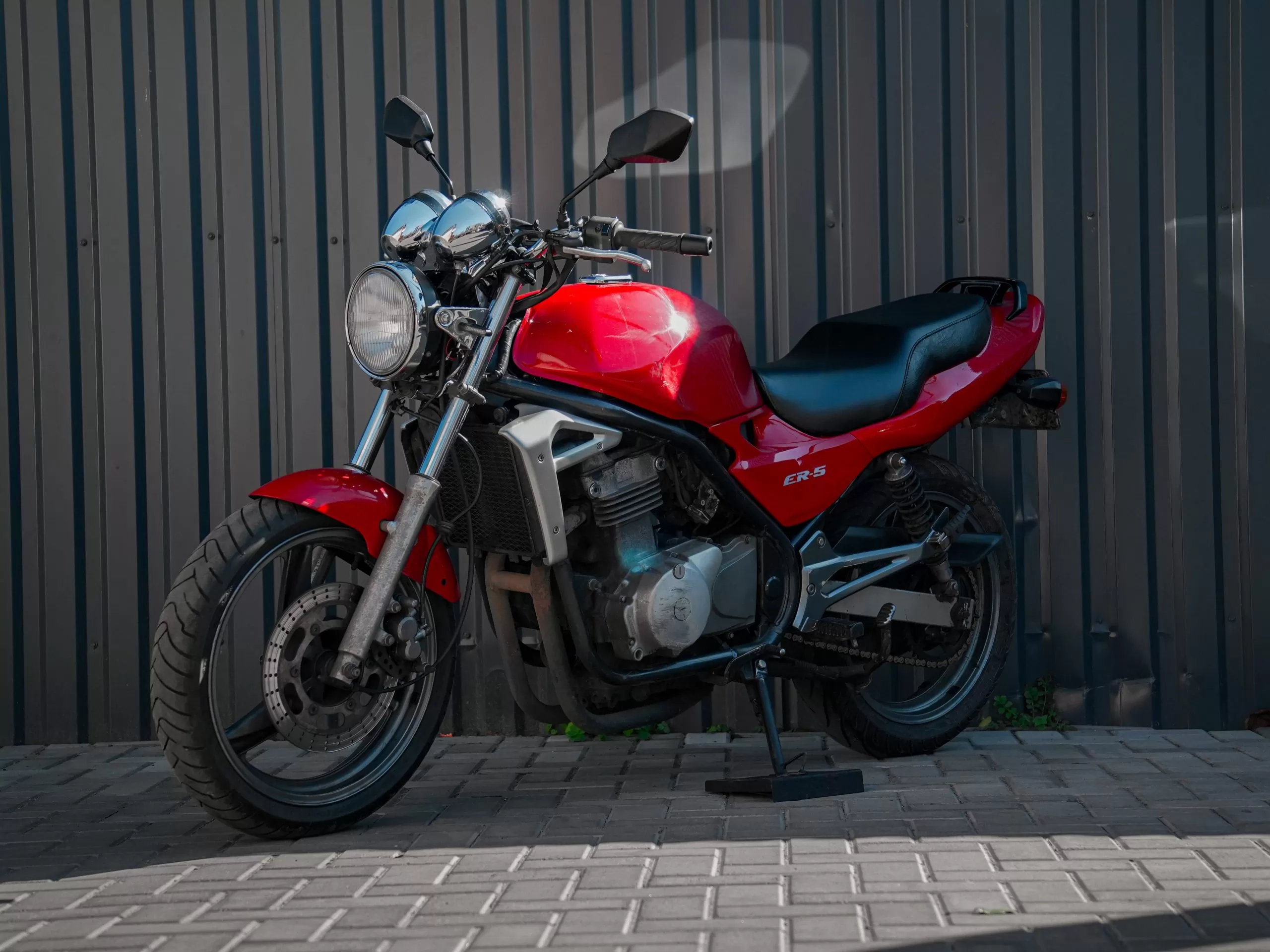 Аренда мотоцикла Kawasaki ER 5