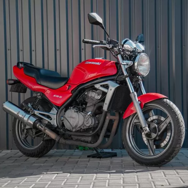 Аренда мотоцикла Kawasaki ER 5