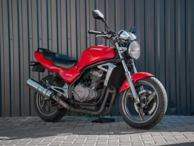 Аренда мотоцикла Kawasaki ER 5