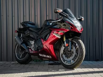 Аренда мотоцикла Suzuki GSX-R 750 (L-серия)